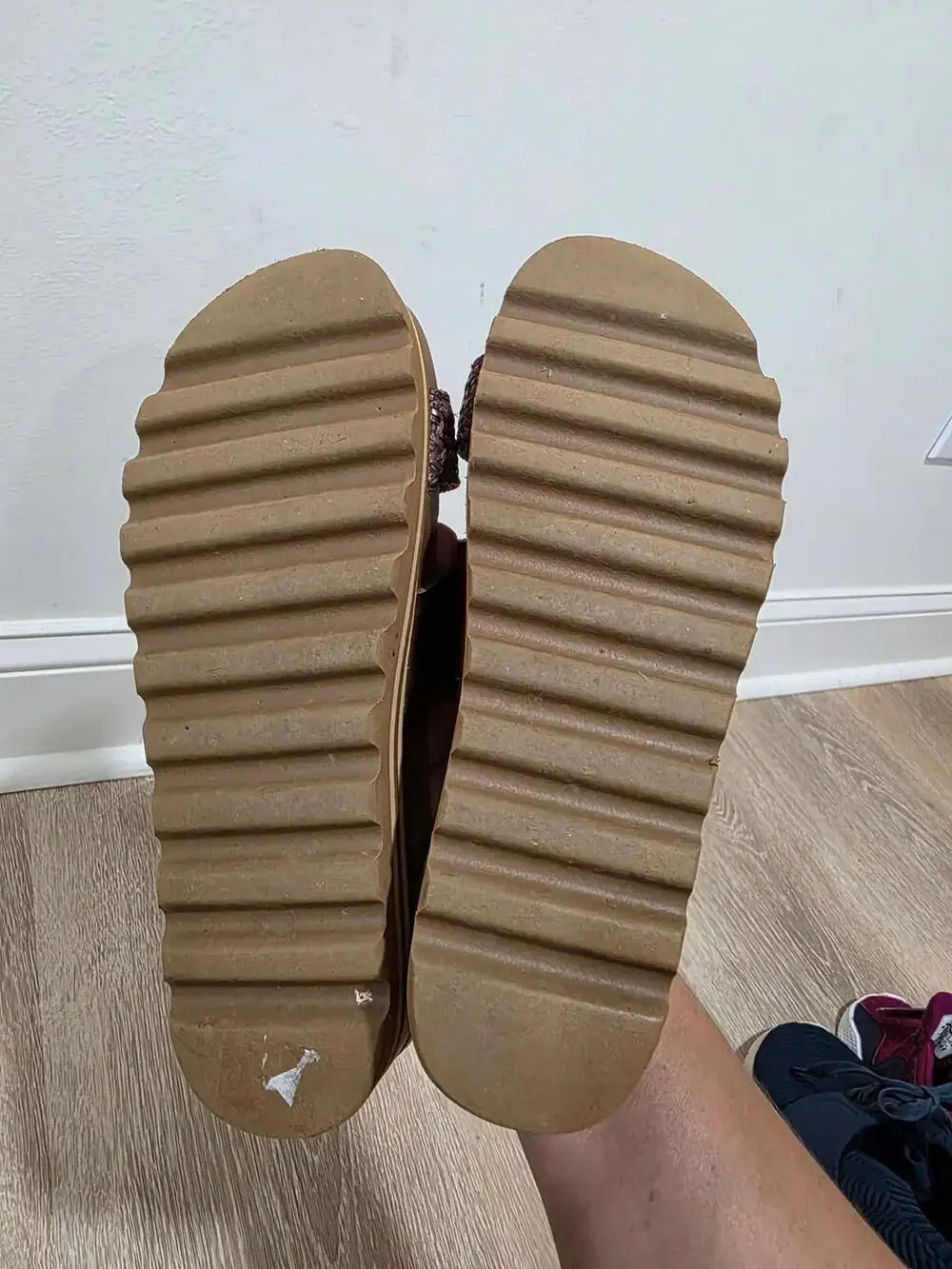 Reef Cushion Vista Hi Sandals Size 8.5 Brown Platform Slide